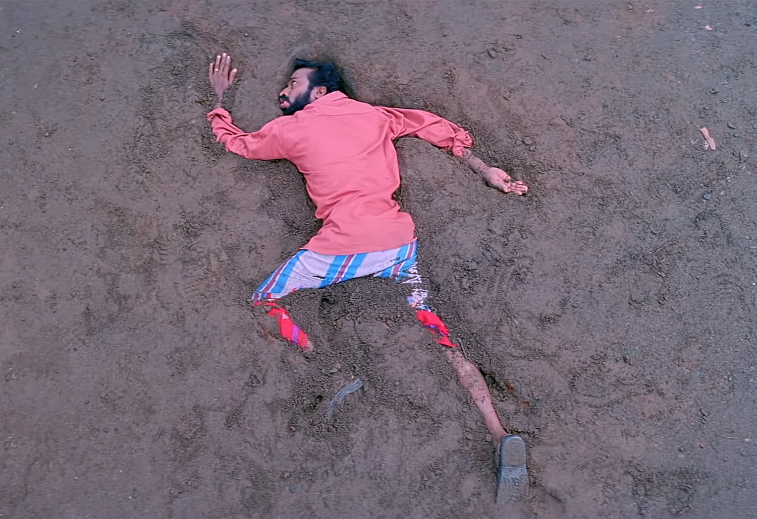 Harisree Ashokan Lying on the Floor (ഹരിശ്രീ അശോകൻ നിലത്ത് കിടക്കുന്നു)